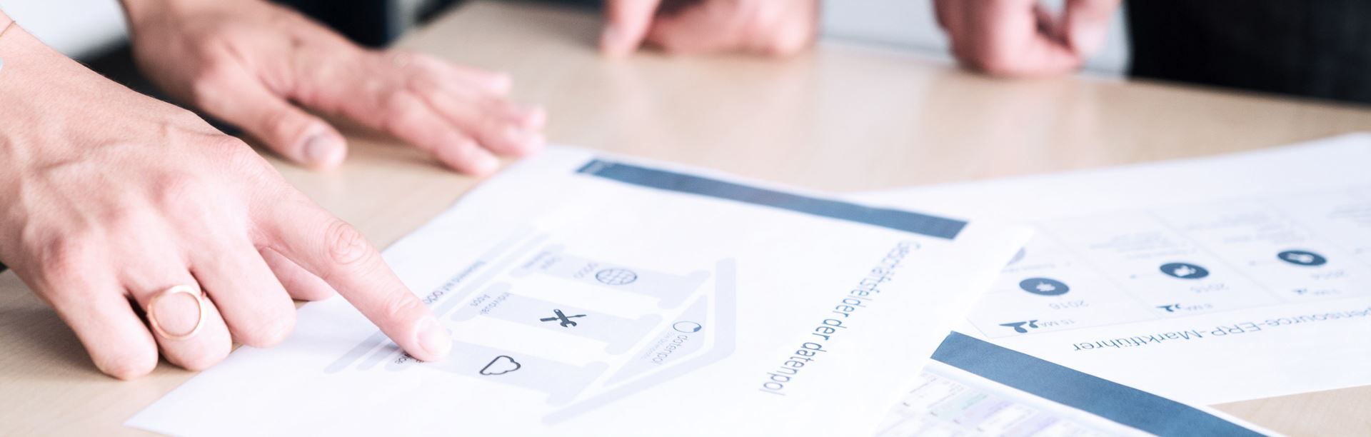 Odoo • Text and Image